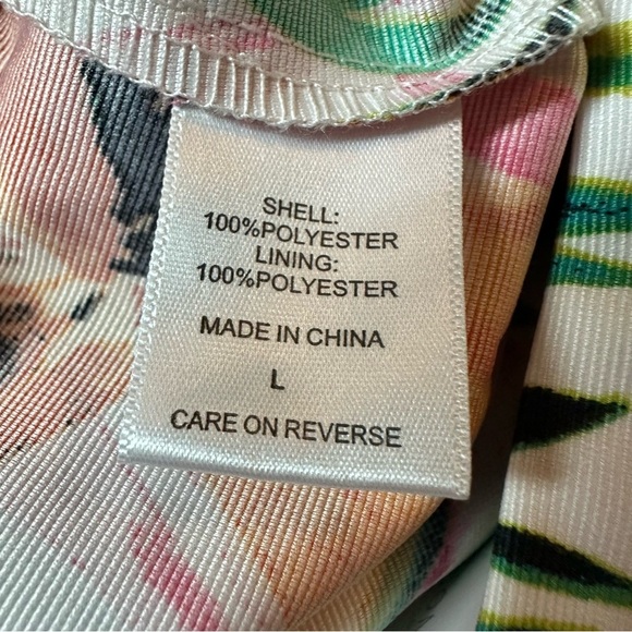 NWT New York & Company Pleated Overlay Tropical Floral Skirt With Shorts. Size L - Picture 7 of 12